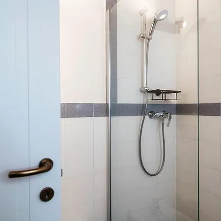 Appartement Il Castello - By Myhomeincomo *
